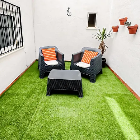 Encantador Centrico Con Patio *